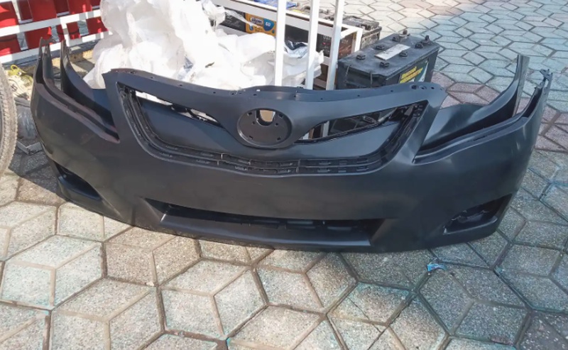 Бампер от Toyota Camry